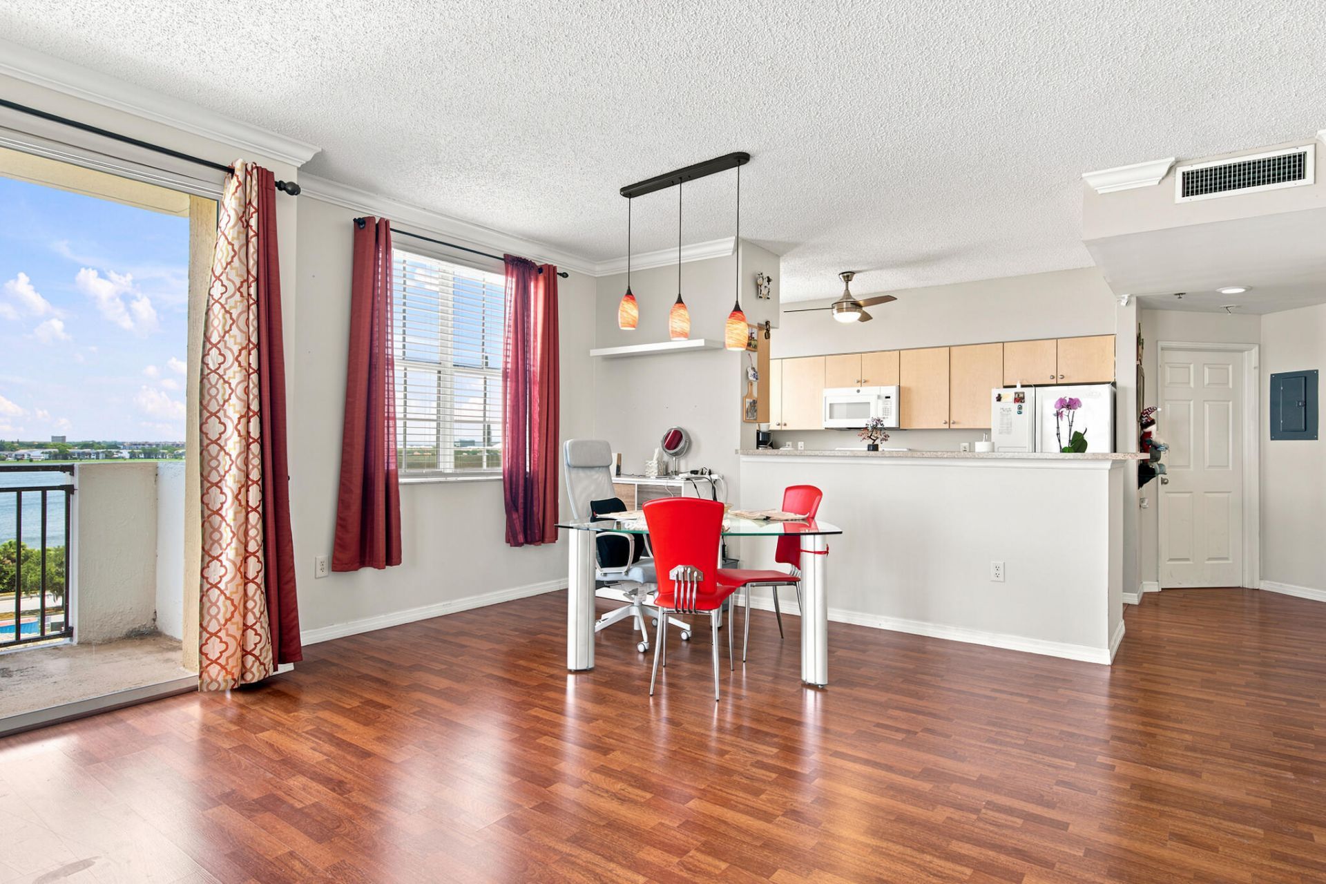 616 Clearwater Park Road, Unit 713, West Palm Beach, FL 33401 Photo