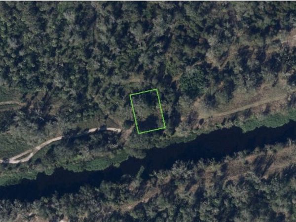 4913 Sebring Lakes Boulevard, Sebring, FL 33872