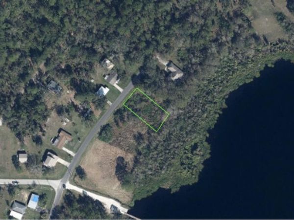 6326 Lakeside Drive W, Sebring, FL 33875