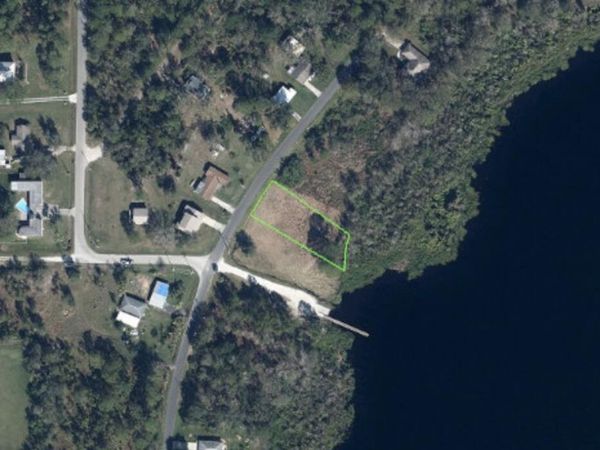 6338 Lakeside Drive W, Sebring, FL 33875