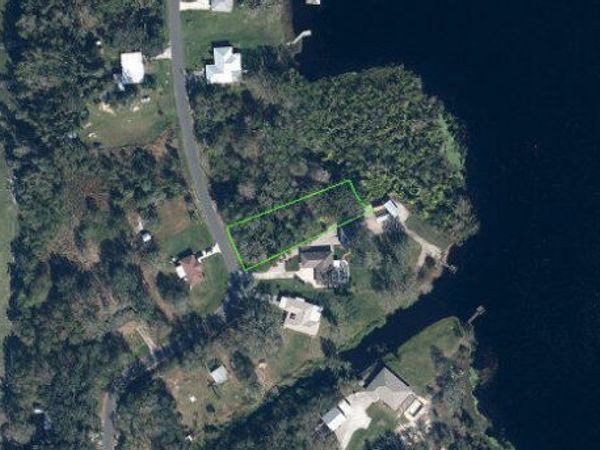 6428 Lakeside Drive W, Sebring, FL 33875