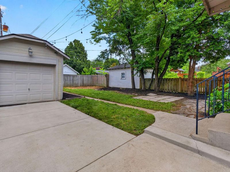 376 E Tulane Road, Columbus, OH 43202 Photo 21