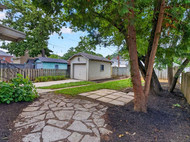 376 E Tulane Road, Columbus, OH 43202 Photo 23