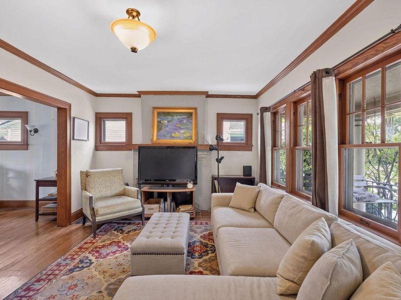 376 E Tulane Road, Columbus, OH 43202 Photo 6