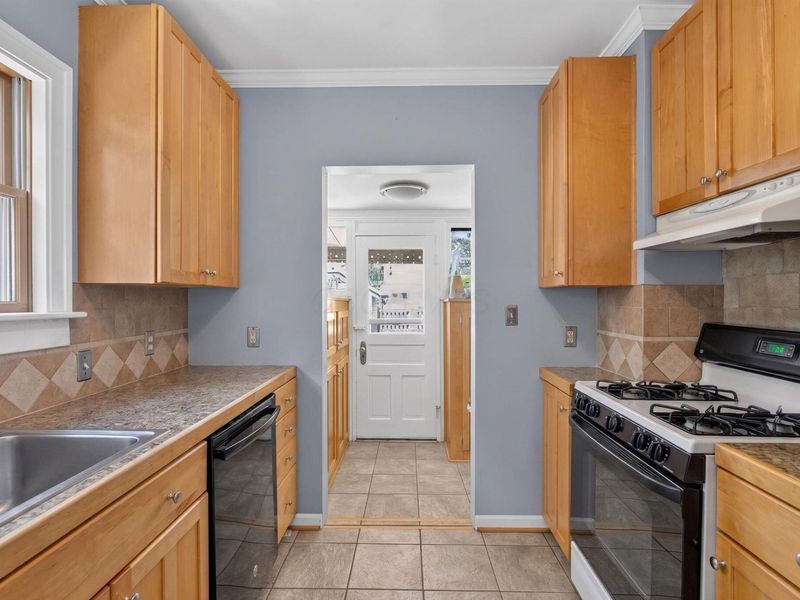 376 E Tulane Road, Columbus, OH 43202 Photo 9