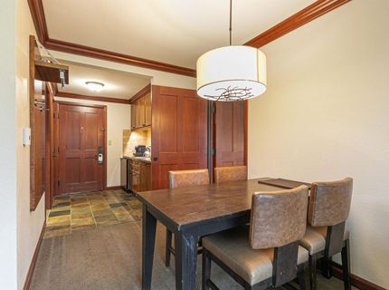 400 Resort Road, Olympic Valley, CA 96146 Photo