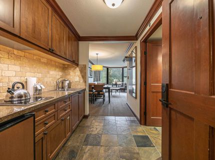 400 Resort Road, Olympic Valley, CA 96146 Photo