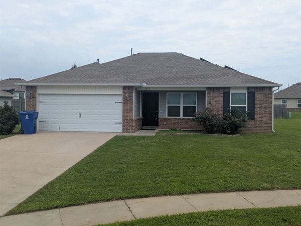 1521 S 29th Court , Broken Arrow, OK 74014