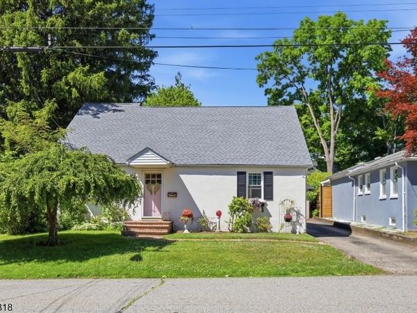 512 Monroe St, Hackettstown, NJ 07840