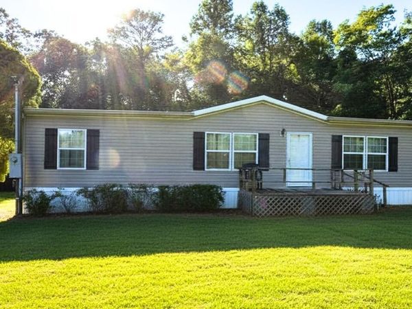 157 Roblyer Road , Benton, TN 37307