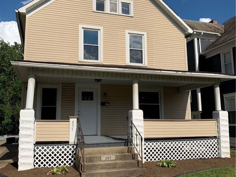 457 2nd Street NW, New Philadelphia, OH 44663 Photo 2