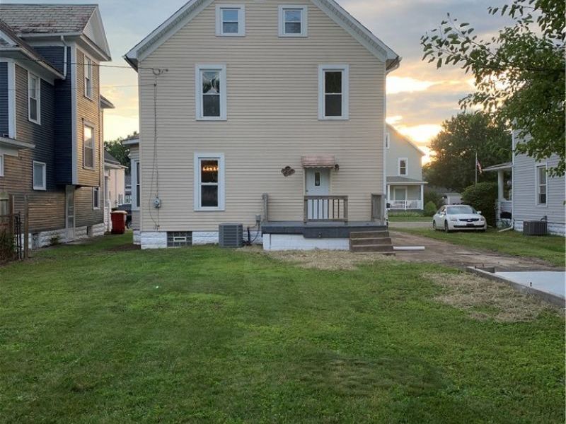 457 2nd Street NW, New Philadelphia, OH 44663 Photo 4