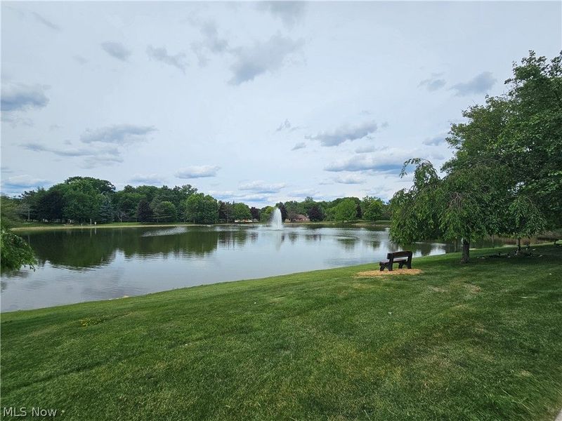 8605 Scenicview Drive , Unit 203, Broadview Heights, OH 44147 Photo 3