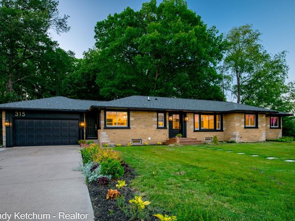 315 W 40th Street, Holland, MI 49423