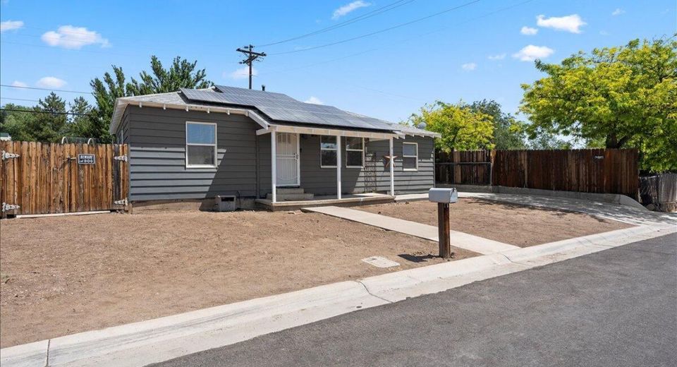 815 N Maddux Drive, Reno, NV 89512 Photo