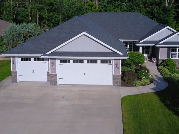 1126 Folkestone Drive, Howard, WI 54313