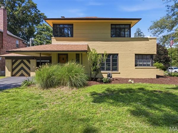 7301 Ravinia Drive , Pasadena Hills, MO 63121