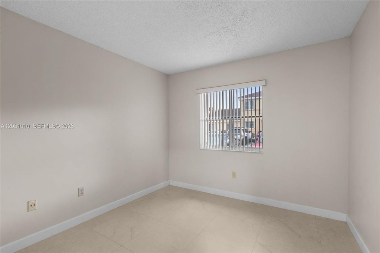 330 NW 114th Ave, Unit 7-105, Sweetwater, FL 33172 Photo
