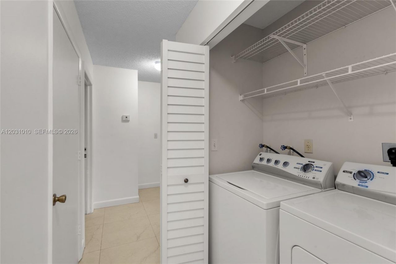 330 NW 114th Ave, Unit 7-105, Sweetwater, FL 33172 Photo