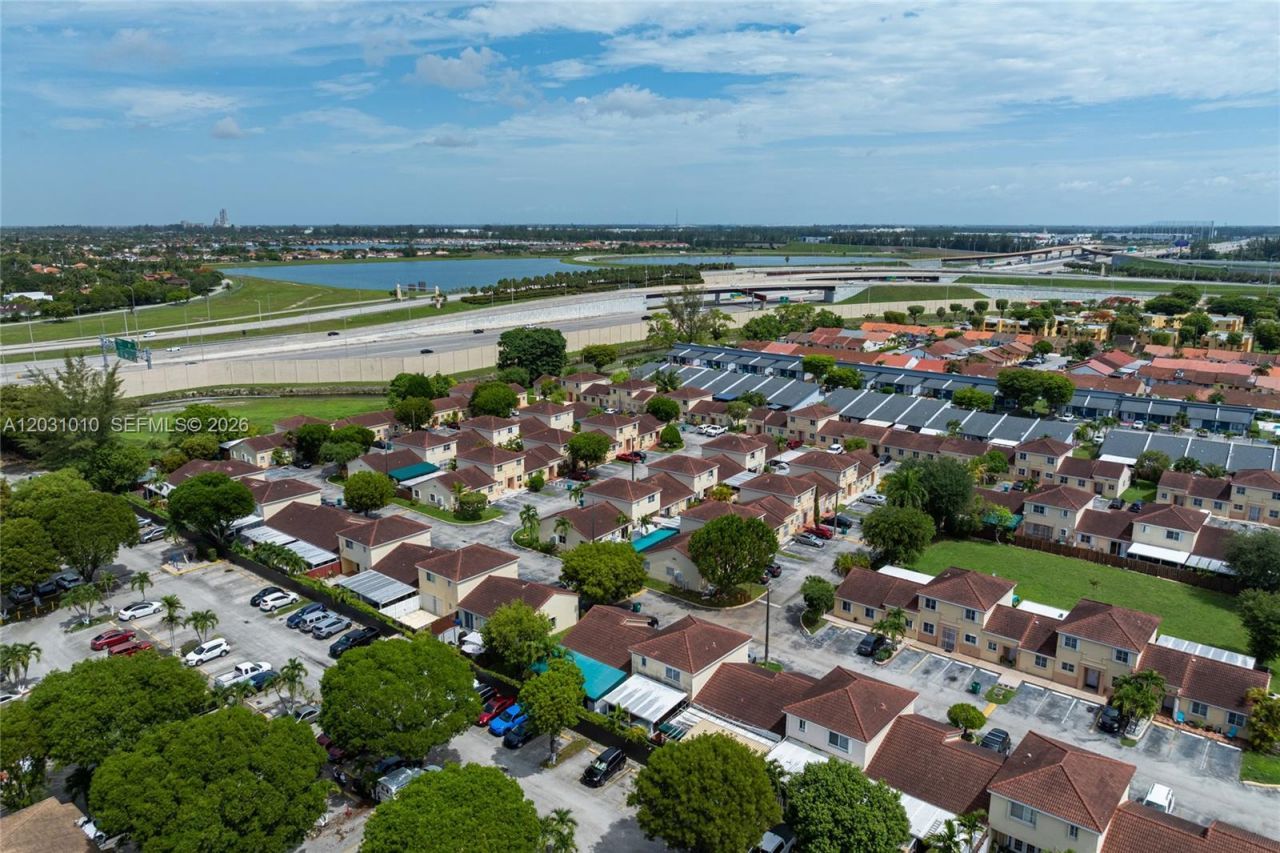 330 NW 114th Ave, Unit 7-105, Sweetwater, FL 33172 Photo