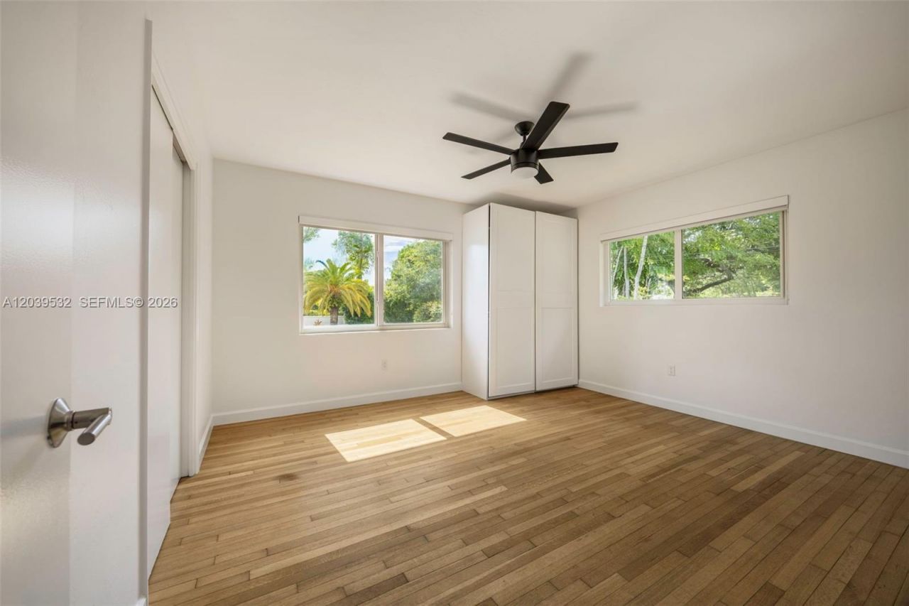 7840 SW 71st Ave , Miami, FL 33143 Photo