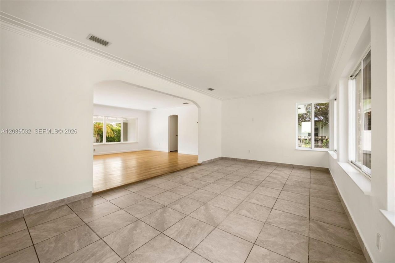 7840 SW 71st Ave , Miami, FL 33143 Photo