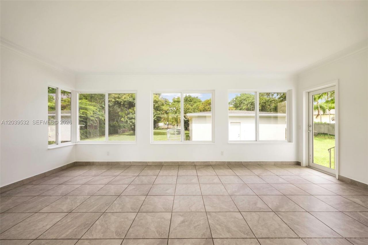 7840 SW 71st Ave , Miami, FL 33143 Photo