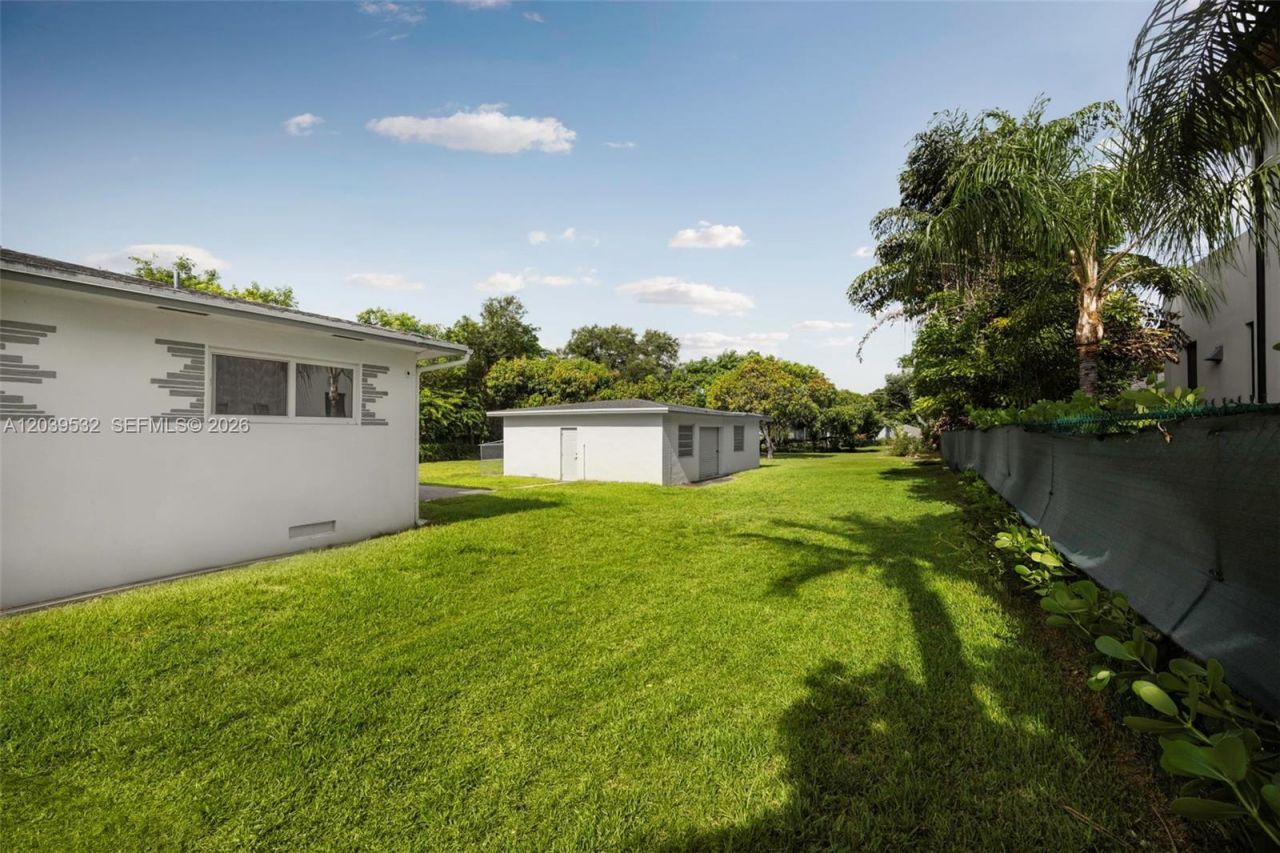 7840 SW 71st Ave , Miami, FL 33143 Photo