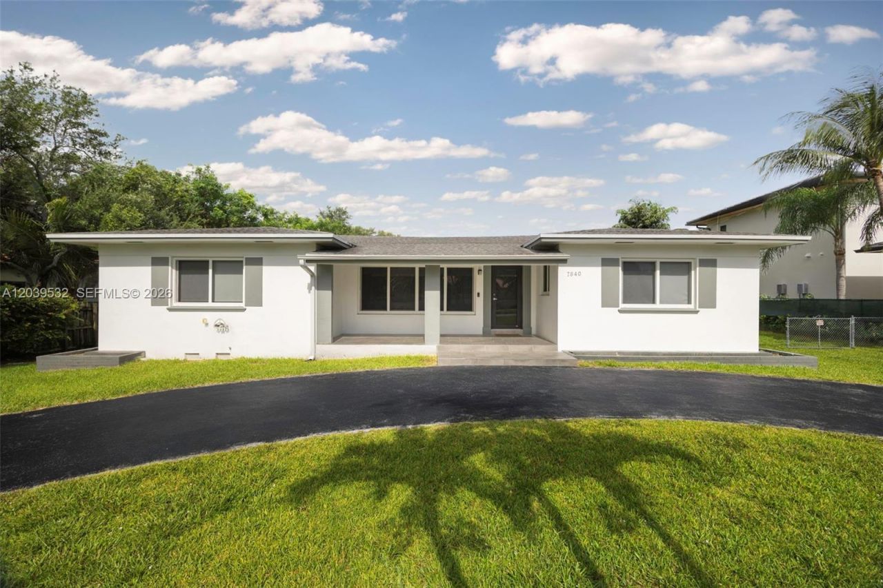 7840 SW 71st Ave , Miami, FL 33143 Photo