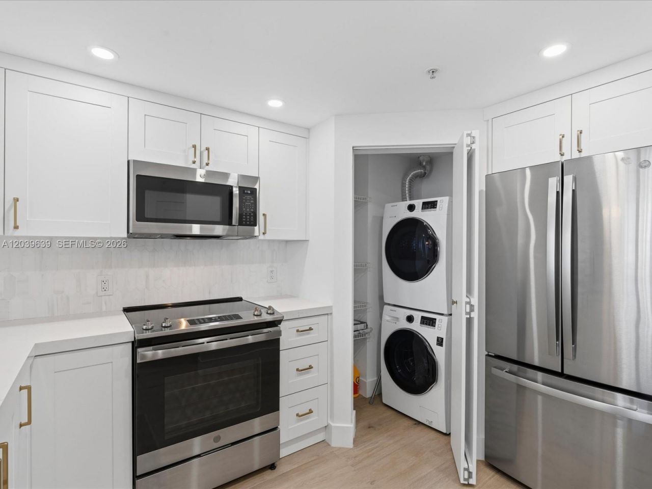 701 Brickell Key Blvd, Unit 1201, Miami, FL 33131 Photo