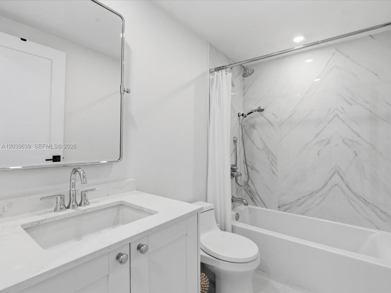 701 Brickell Key Blvd, Unit 1201, Miami, FL 33131 Photo