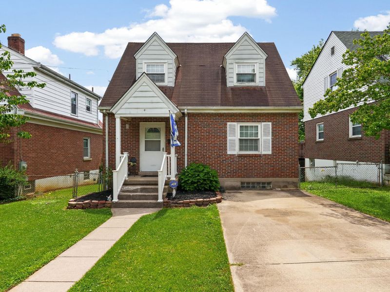 4 Nelson Court, Latonia, KY 41015 Photo 1