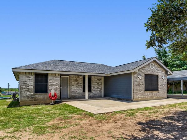 9830 Hildebrandt Rd, San Antonio, TX 78222