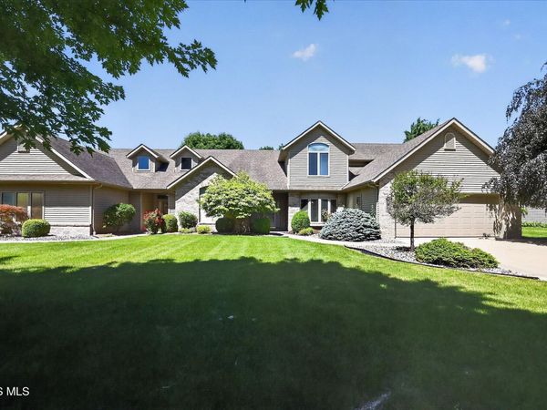 301 N Pointe Drive , Archbold, OH 43502