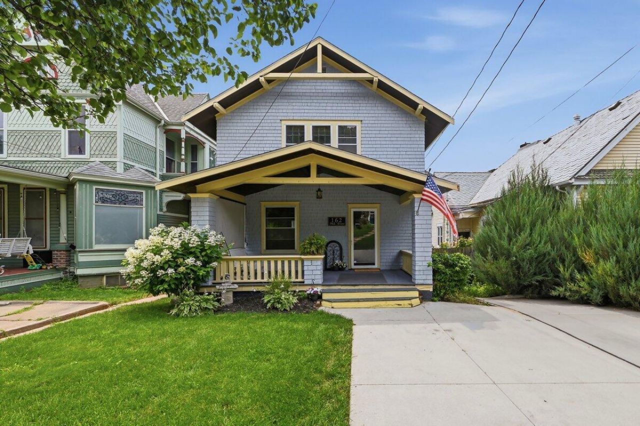 162 Park Avenue, Council Bluffs, IA 51503 Main Photo