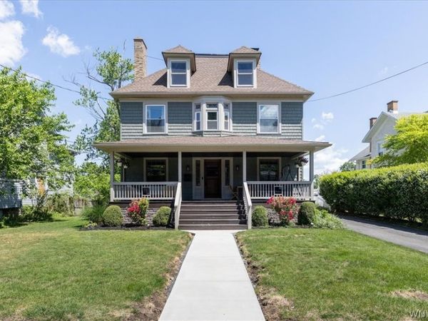 376 High Street , Lockport, NY 14094