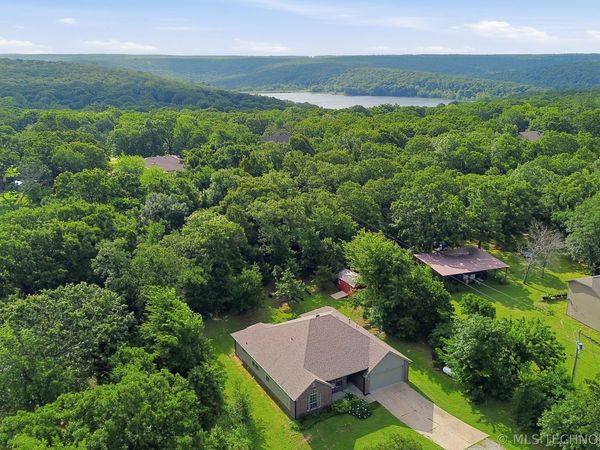 18141 S 156th East Avenue , Bixby, OK 74008