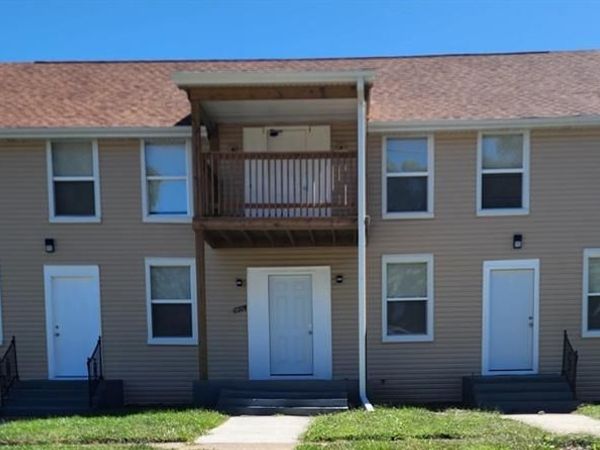 2304 S 4th Street , Rockford, IL 61104