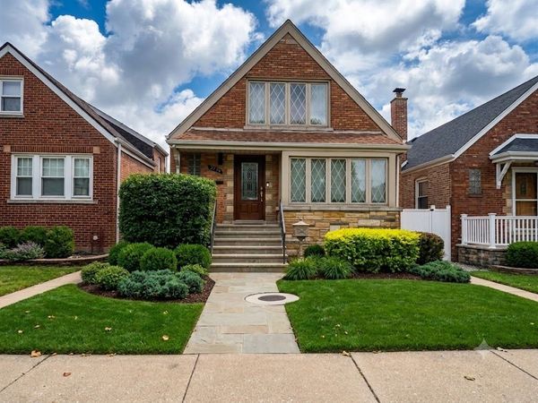 6737 S Kenneth Avenue , Chicago, IL 60629