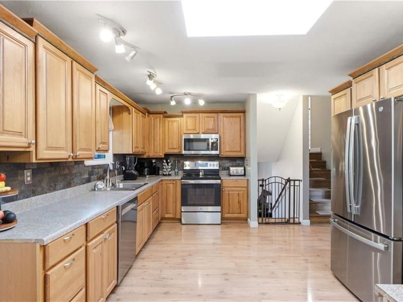 683 Kinsey Road, Xenia Township, OH 45385 Photo 12
