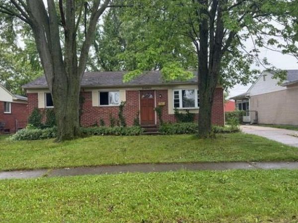 34881 Lynn Drive, Romulus, MI 48174