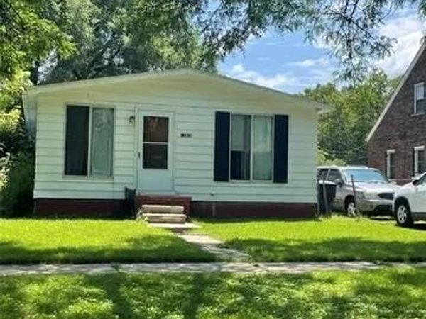 12920 E Canfield Street , Detroit, MI 48215