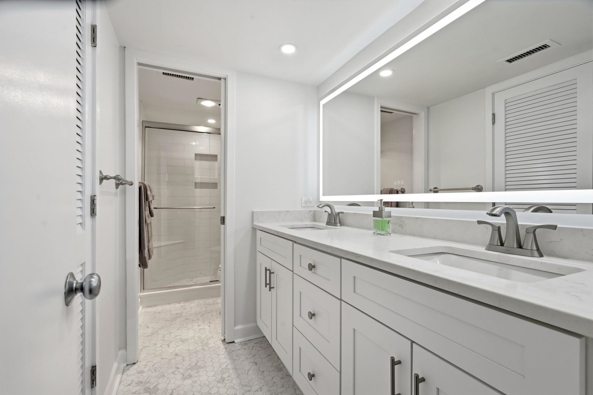 100 Ocean Creek Dr.  Photo 12