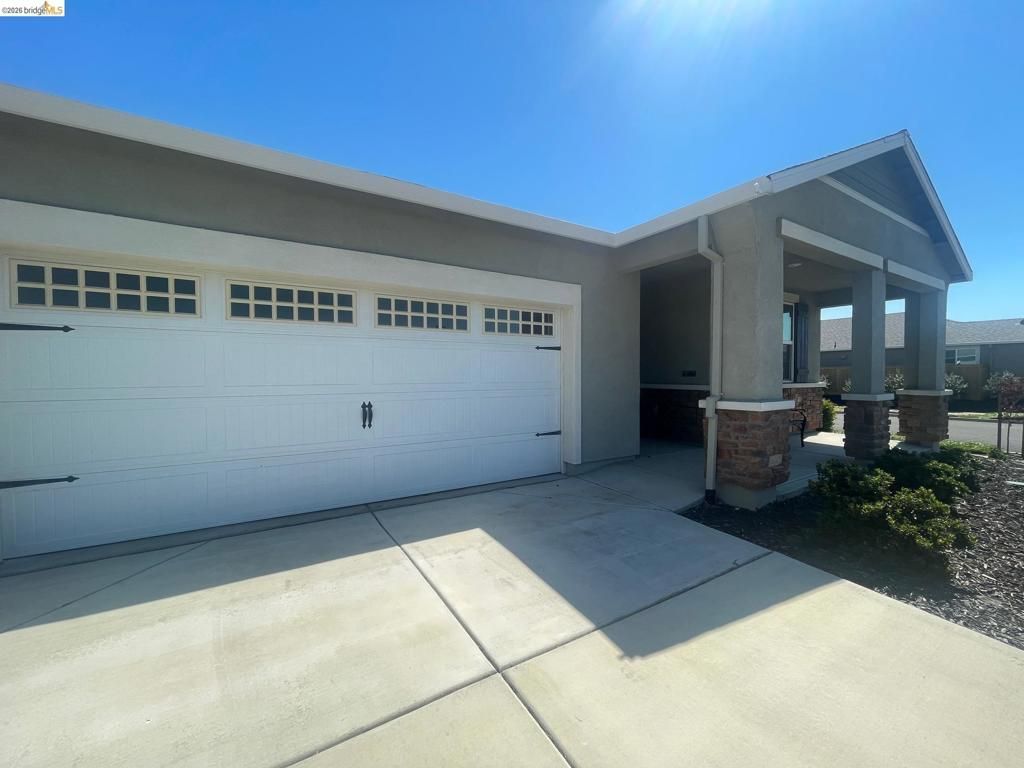 4395 Canada Way, Rio Vista, CA 94571 Main Photo