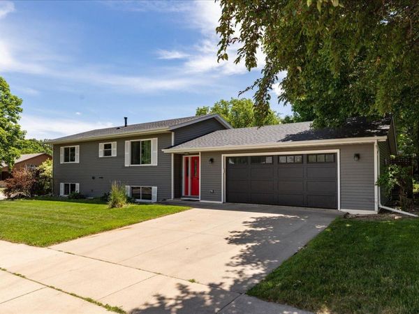 906 High Meadow Lane SW, Rochester, MN 55902