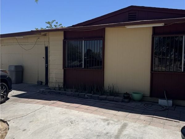 2660 San Domingo Lane , Las Vegas, NV 89115