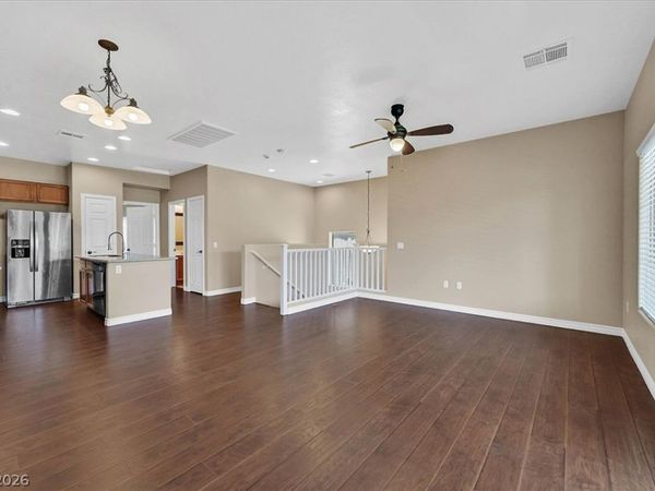 9754 Sandybuck Court, Las Vegas, NV 89149