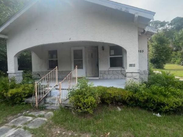 1985 ROWE Avenue, Jacksonville, FL 32208