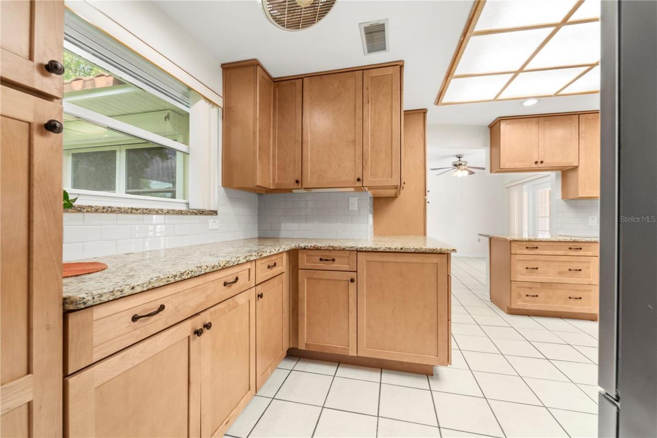 725 61st Street N, Saint Petersburg, FL 33710 Photo