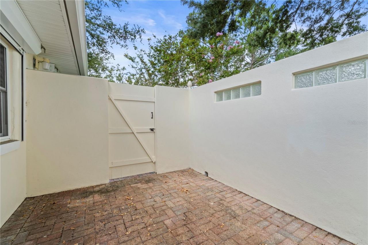 725 61st Street N, Saint Petersburg, FL 33710 Photo